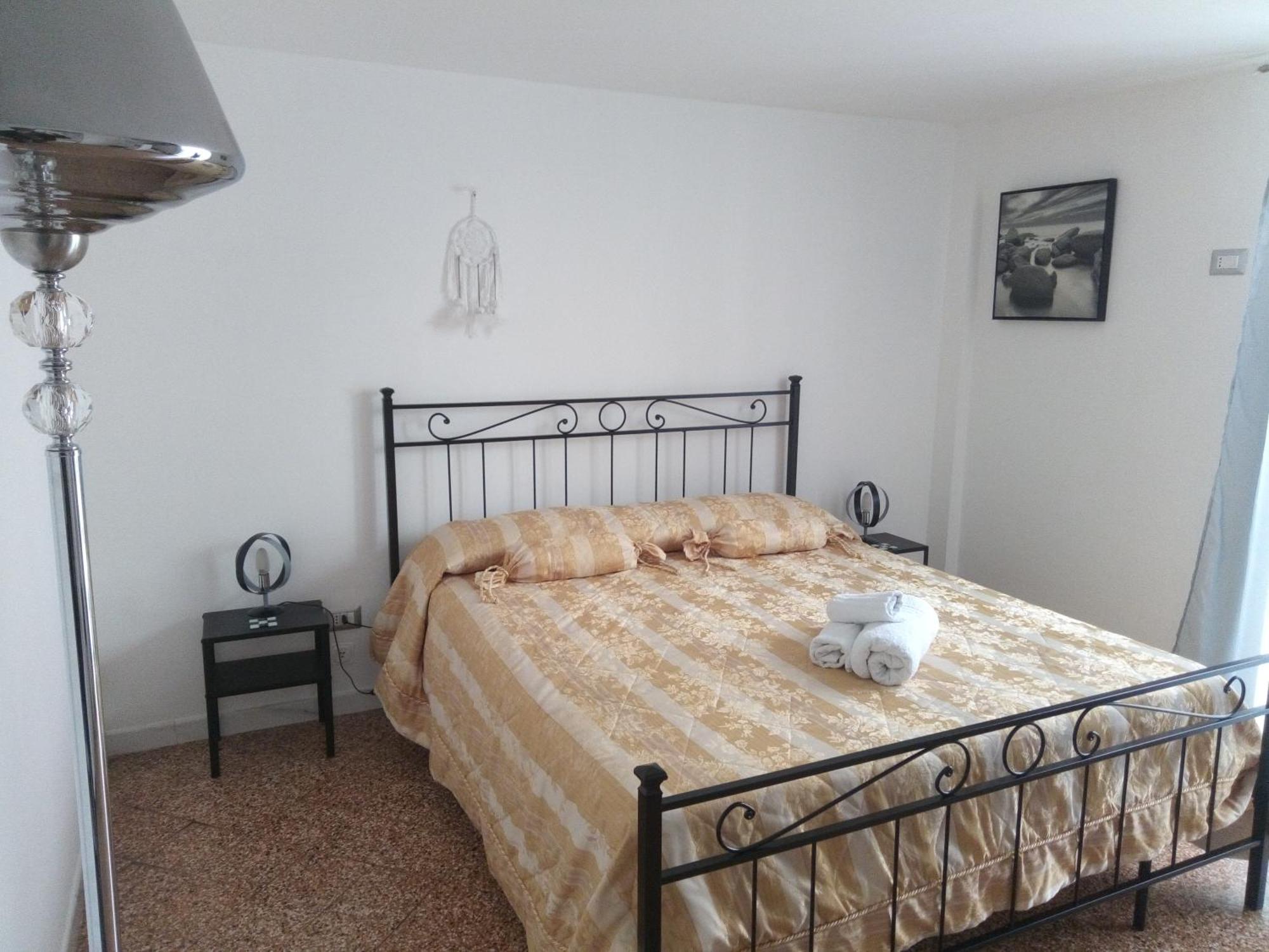 New Rose House Apartment Molfetta Exterior photo